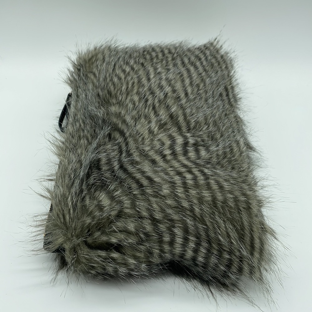 Ann Taylor Grey Fur Clutch NWT - Picture 3 of 10